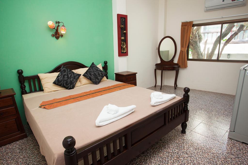 Sea Breeze Guest House Csaam Szoba fotó
